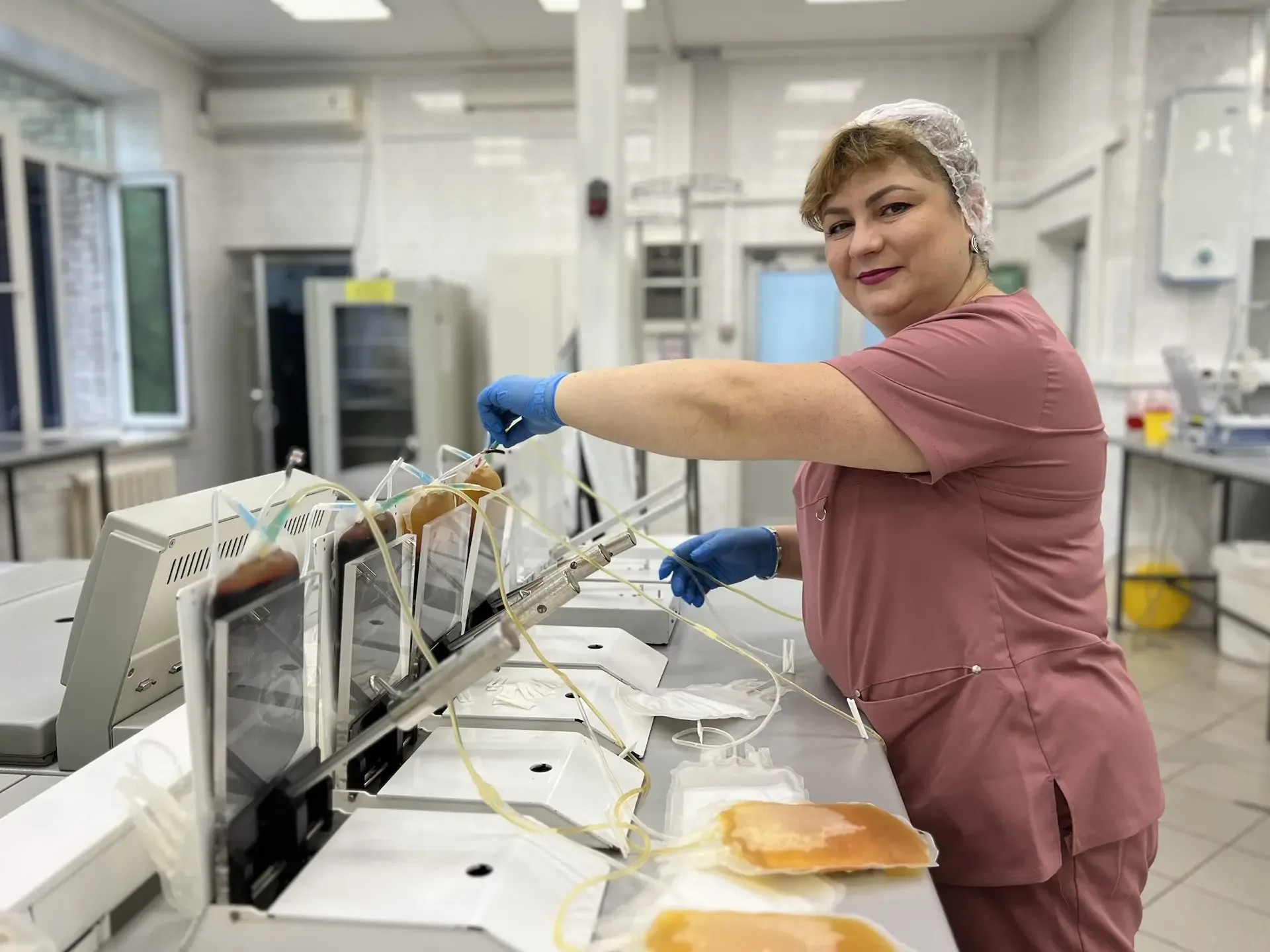 С Днём медицинской сестры!  👩🏻‍⚕️Сегодня мы поздравляем тех, кто посвящает свою жизнь заботе о больн