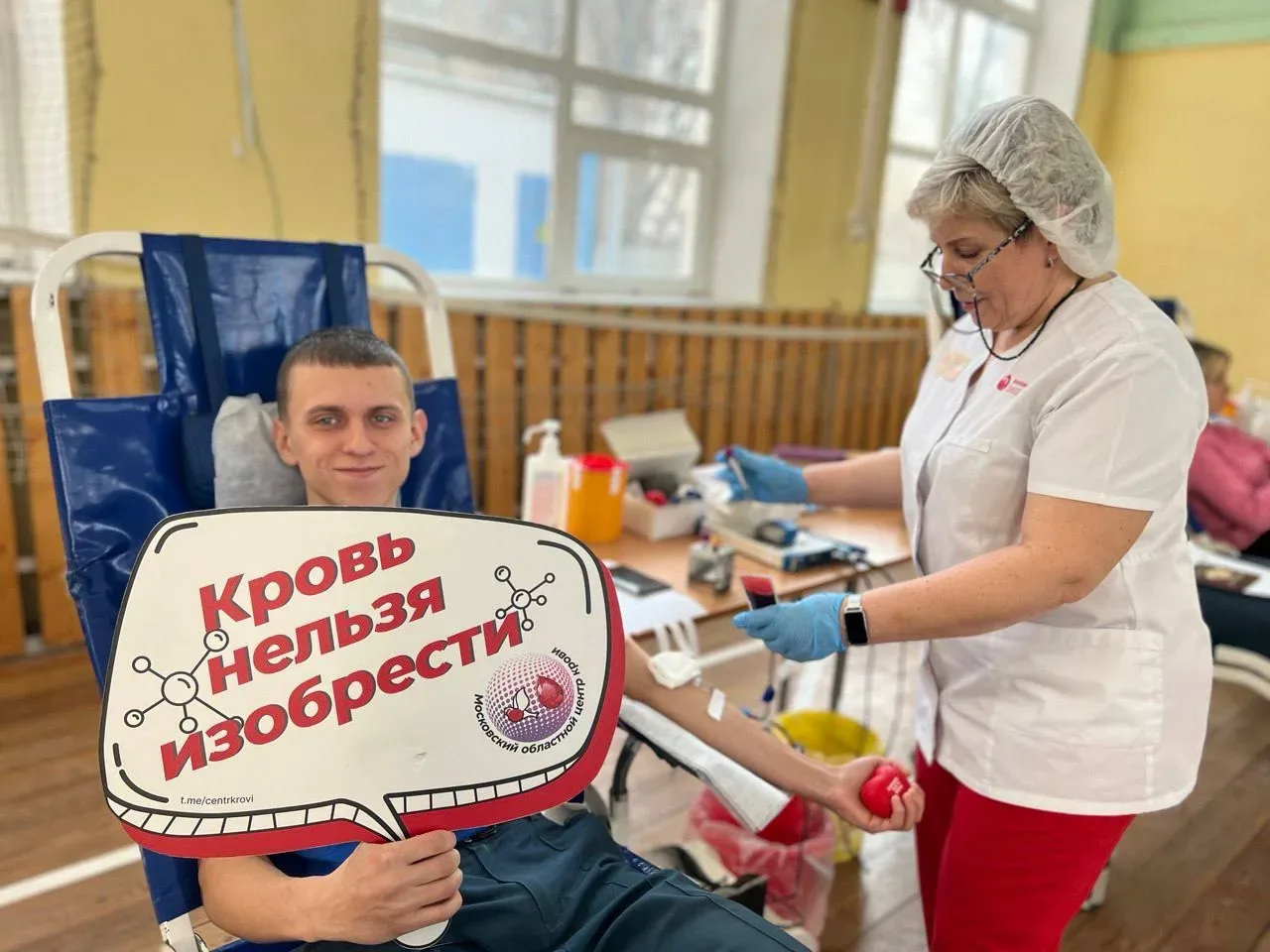 В День пожарной охраны о донорах-пожарных   ❤️‍🔥 Спасать чужие жизни и бороться с огнем — почетная, 
