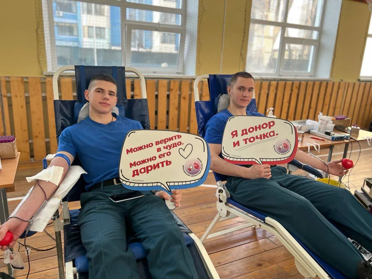 В День пожарной охраны о донорах-пожарных   ❤️‍🔥 Спасать чужие жизни и бороться с огнем — почетная, 