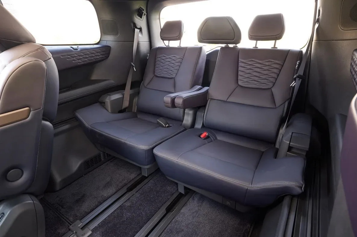 У ALPHARD ПОЯВИТСЯ ДОСТОЙНЫЙ КОНКУРЕНТ ОТ NISSAN  Летом Nissan запускает в продажу полноприводный ги