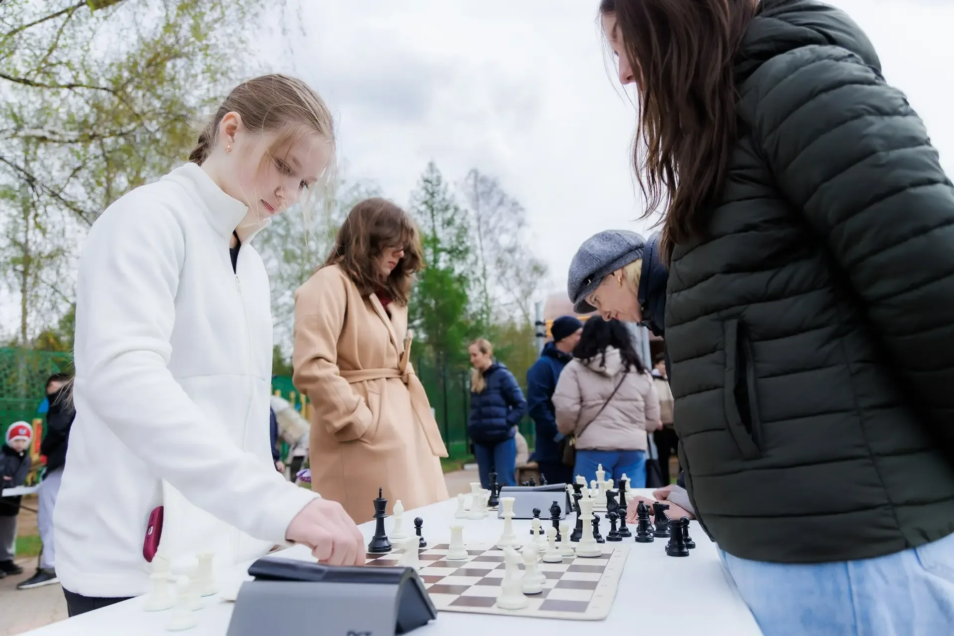 🌷 В единстве — наша сила: Первомай в Альметьевске!  Праздник Весны и Труда  традиционно прошёл сразу