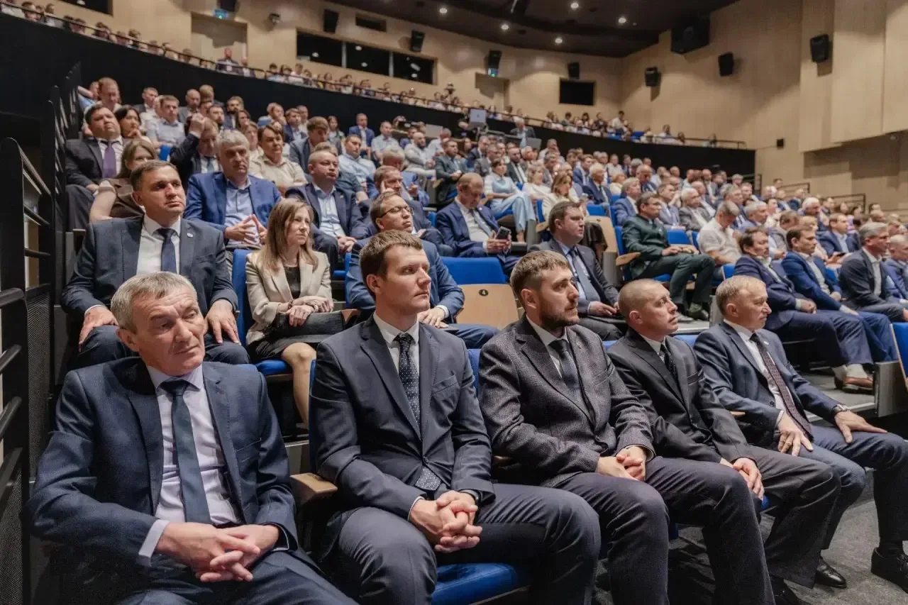 📄 Подписан новый Коллективный договор ПАО «Татнефть»   Сегодня на конференции трудового коллектива с