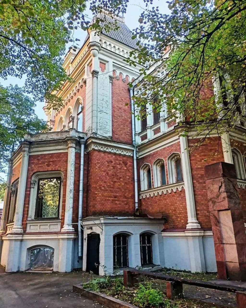 🏰 Центральный дом архитектора в Москве  🗓 будни 10:00–20:00  Неоготический особняк 1896 года (архите
