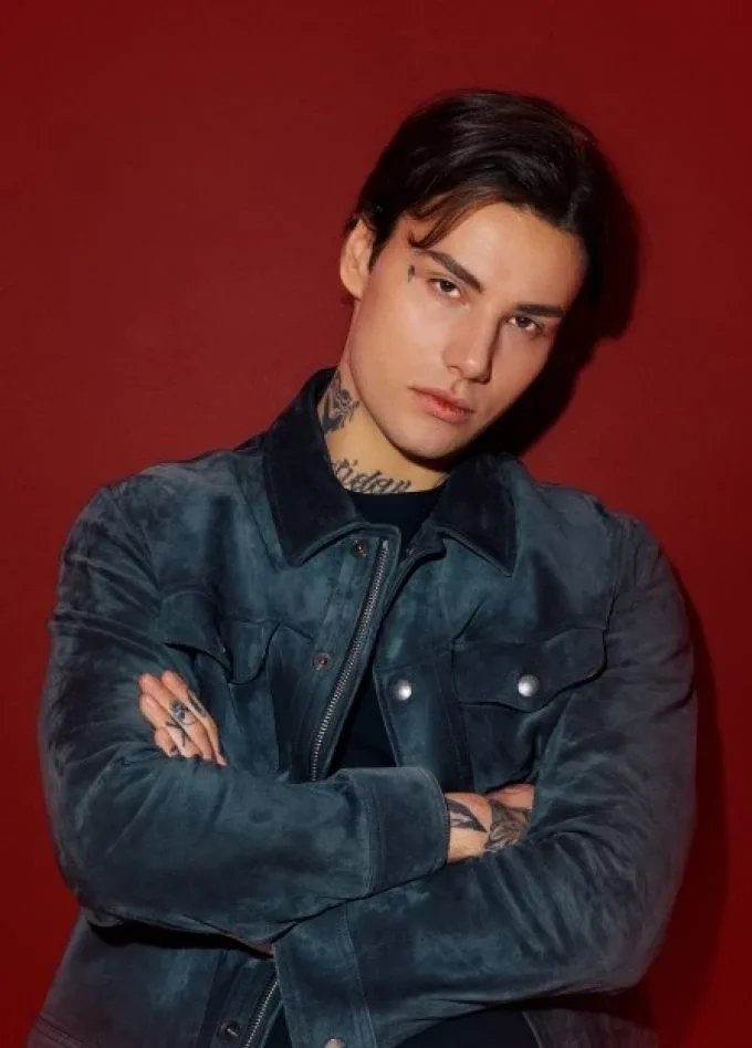 Xolidayboy в Новосибирске (18+)  Xolidayboy — один из ярчайших представителей современной музыки. Пе