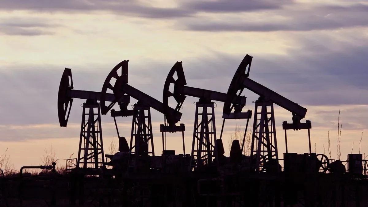Urals торгуется выше $100 и с премией к Brent   Импортеры проявляют интерес к закупке российской неф
