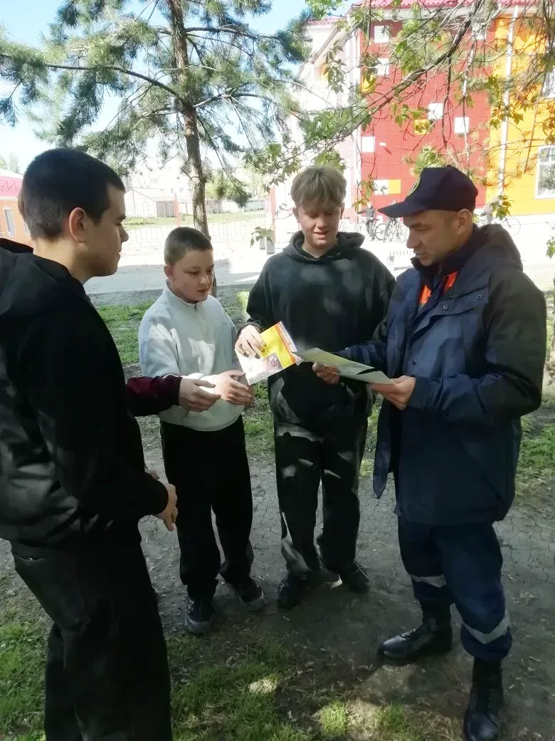 📃 Безопасное лето у воды: спасатели Куйбышевского ПСО провели профилактические беседы  В преддверии 