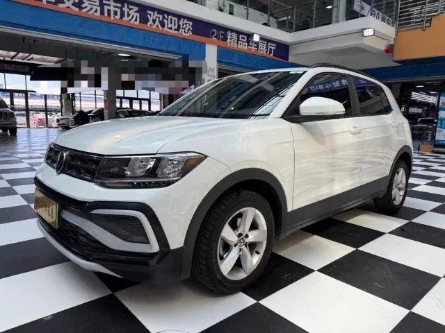 🇨🇳🤝Так же получили из Китая два предложения на кроссовер Volkswagen Tacqua, предлагаем ознакомиться: