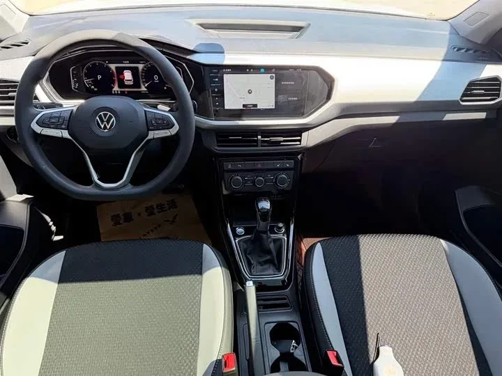 🇨🇳🤝Так же получили из Китая два предложения на кроссовер Volkswagen Tacqua, предлагаем ознакомиться: