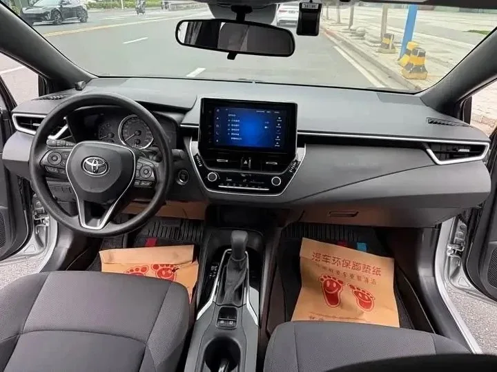 Друзья, всем отличных выходных 👋👋  🇨🇳Делимся вариантом на Toyota Levin из Китая  Седан для китайског