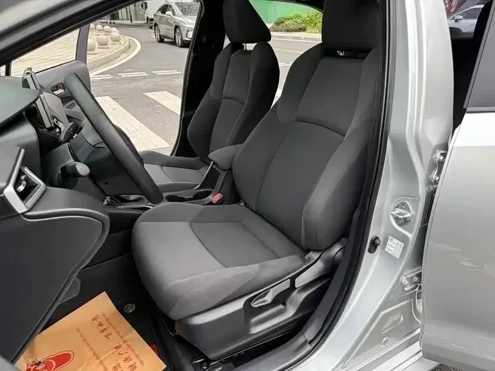 Друзья, всем отличных выходных 👋👋  🇨🇳Делимся вариантом на Toyota Levin из Китая  Седан для китайског