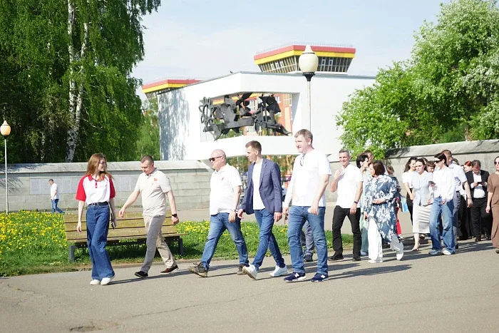 В Кирове стартовало благоустройство парка у Дворца творчества – Мемориала.  В рамках празднования Дн