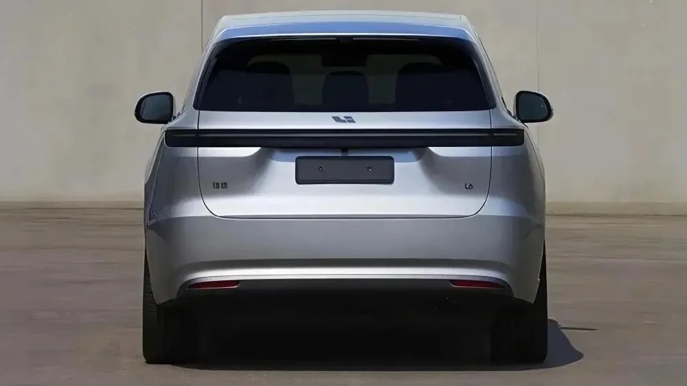 В ближайшее время на рынке Китая появится обновленный кроссовер Li Auto L6. Основные характеристики 