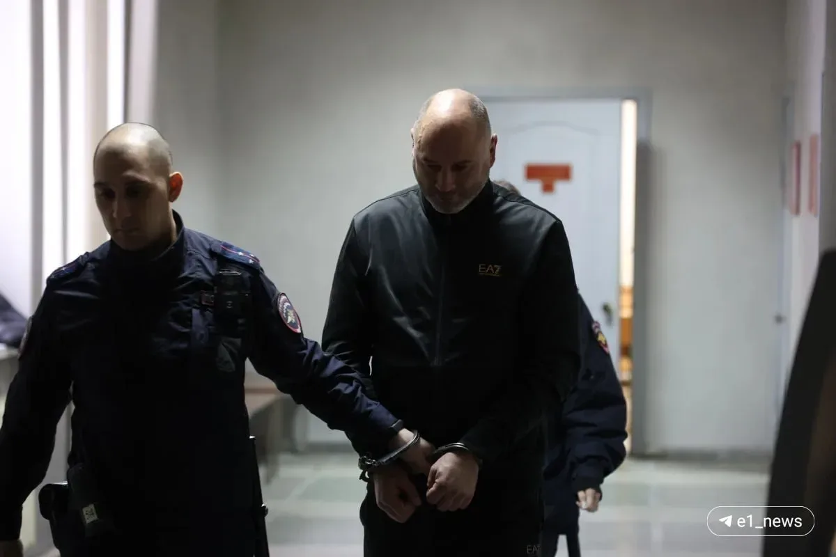 ❗️Хозяина «рабочего дома» по прозвищу Форд отпустили из СИЗО.  Михаил Арзамасцев, руководитель АНО «