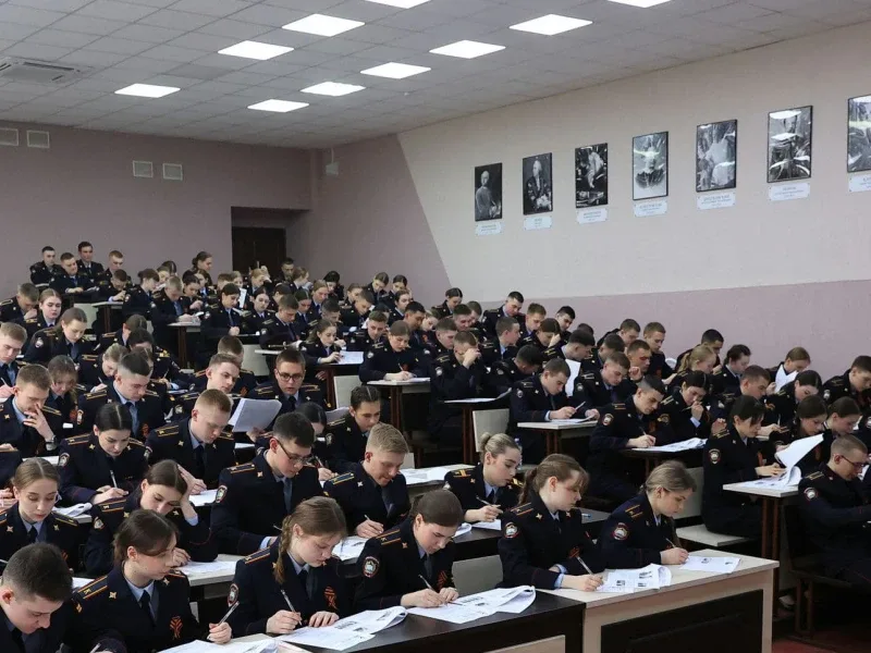 24 апреля сотрудники, работники, слушатели и курсанты Воронежского института МВД России приняли учас