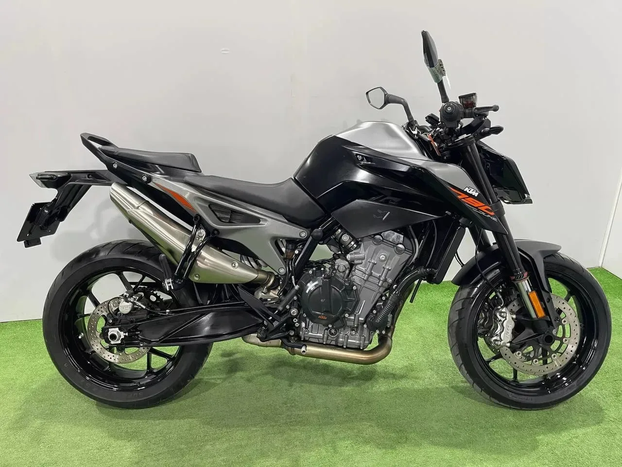 KTM 790 DUKE в наличии во Владивостоке  Характеристики:  - 2018 год - объем 790 см3 - Аукцион BDS - 