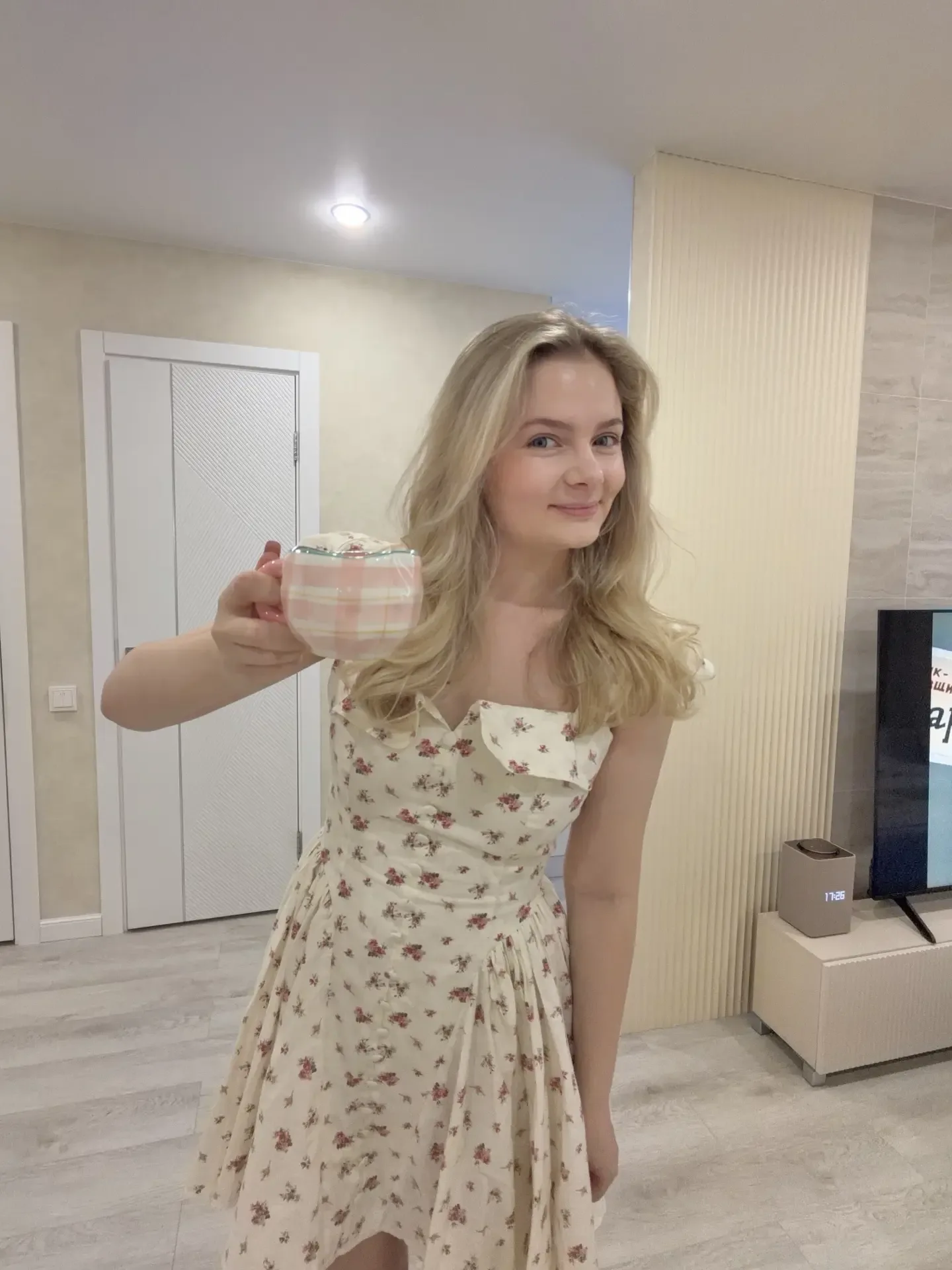 По воскресеньям у нас с мужем генеральная уборка🧹🧼  Вот вроде бы всего 3 комнаты, 1 ребёнок и нет жи