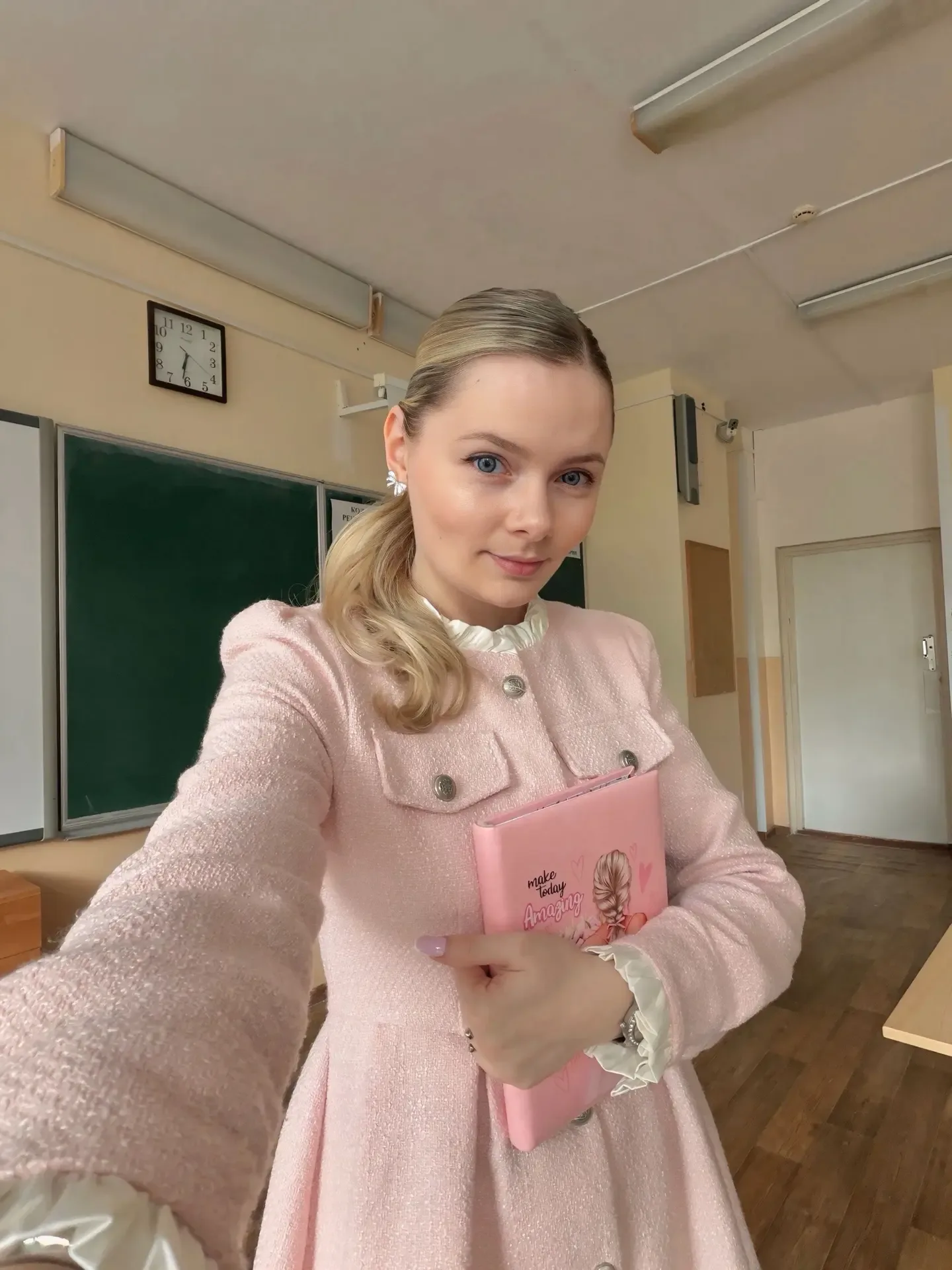 Всем прекрасного настроения 💕🩷💖