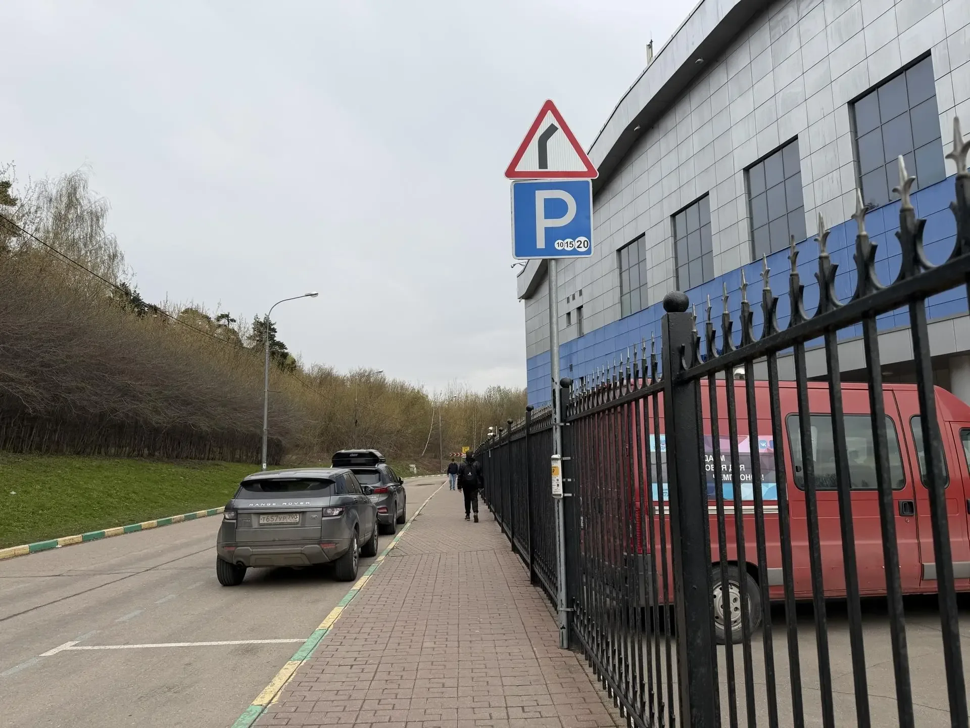 В праздничные дни — 1, 2, 3, 9, 10 и 11 мая — все городские парковки в Видном будут бесплатными    О