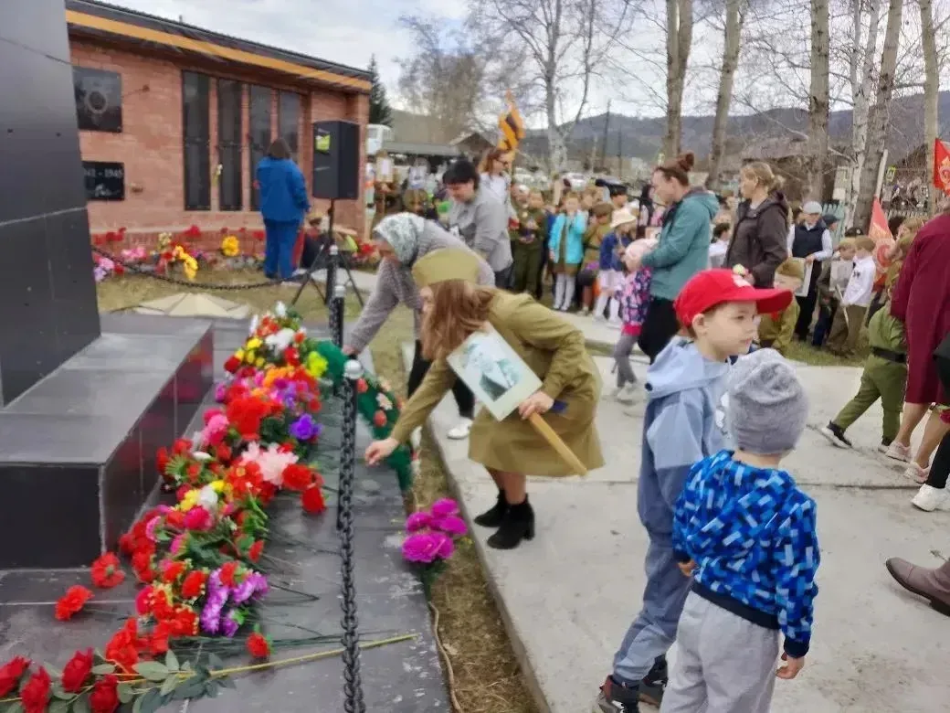 📣Провели праздник  9 мая ⬇️ в с. Кома  ♨️Посвященный  81-ой годовщине Великой Победы  "Никто не забы