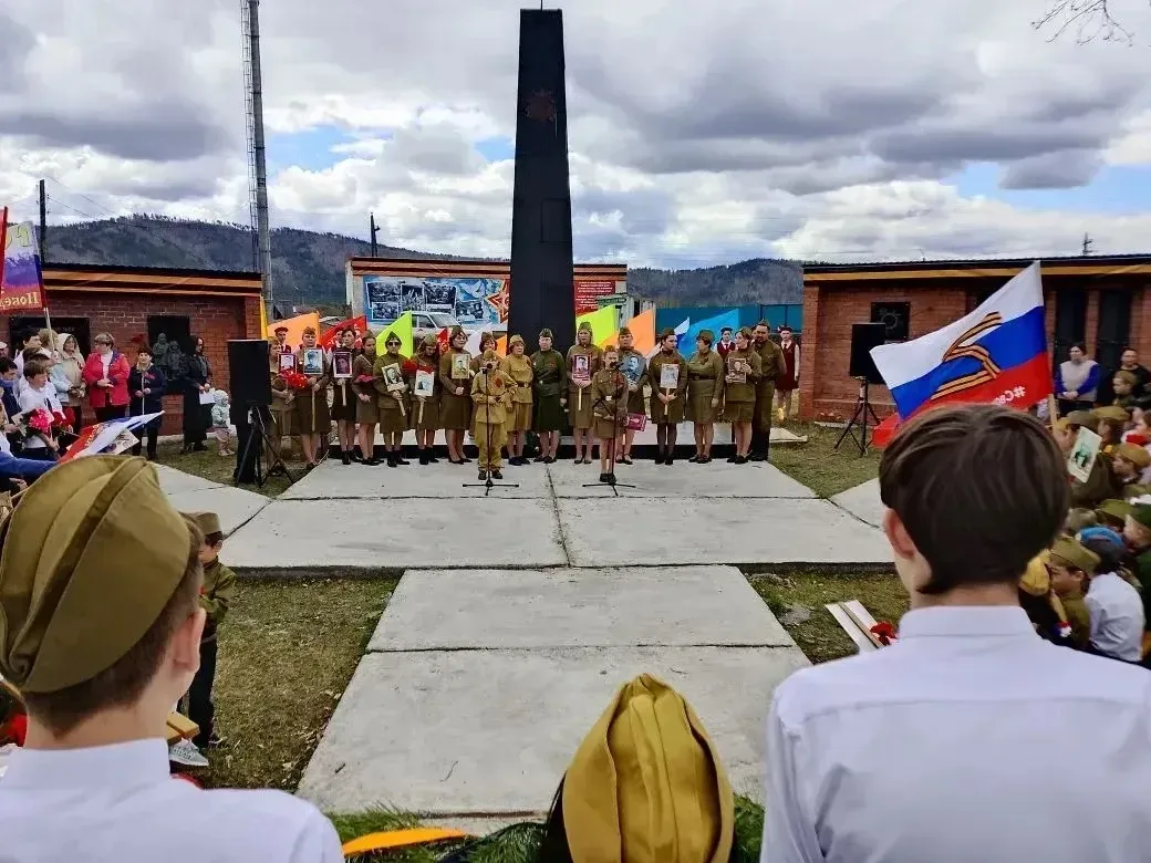 📣Провели праздник  9 мая ⬇️ в с. Кома  ♨️Посвященный  81-ой годовщине Великой Победы  "Никто не забы