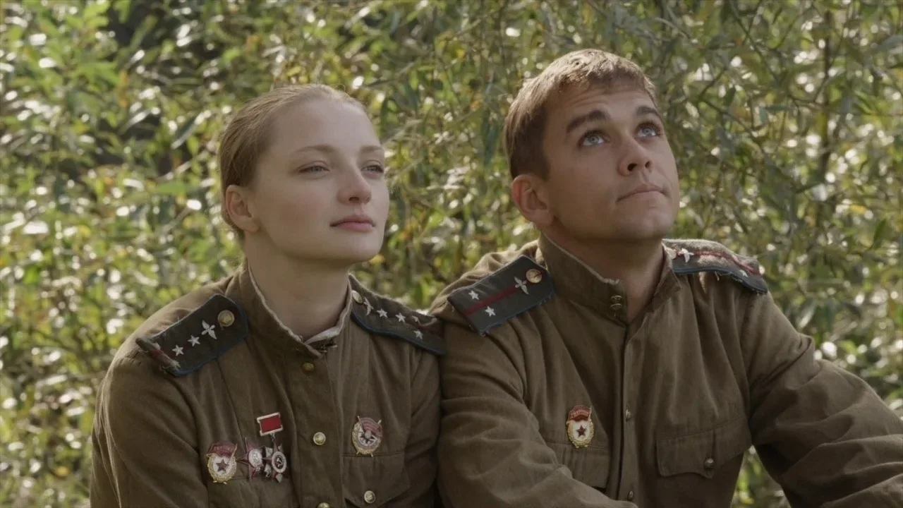 Истрибители (2013)  ᴄᴄᴄᴩ. ʙ ᴩᴀзᴦᴀᴩᴇ ʙᴇᴧиᴋᴀя оᴛᴇчᴇᴄᴛʙᴇннᴀя ʙойнᴀ. ʍоᴧодыᴇ ᴧᴇᴛчиᴋи ᴧᴇонид и боᴩиᴄ ᴨо ᴨ