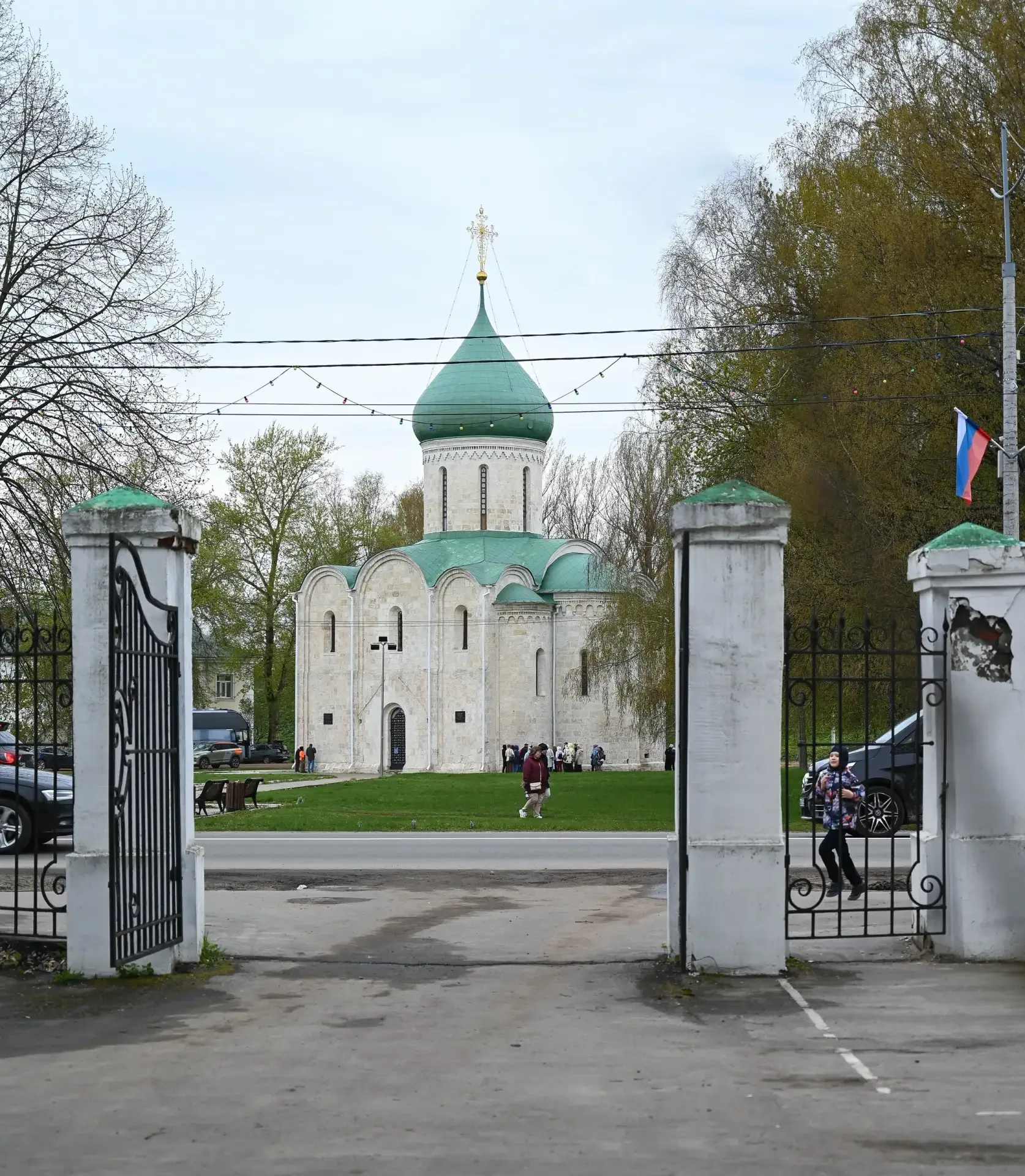 📌 Анонсы и события  Планы на завтра: Летний сад, фермерские сыры и хороводы!  Уже завтра, 23 мая, в 