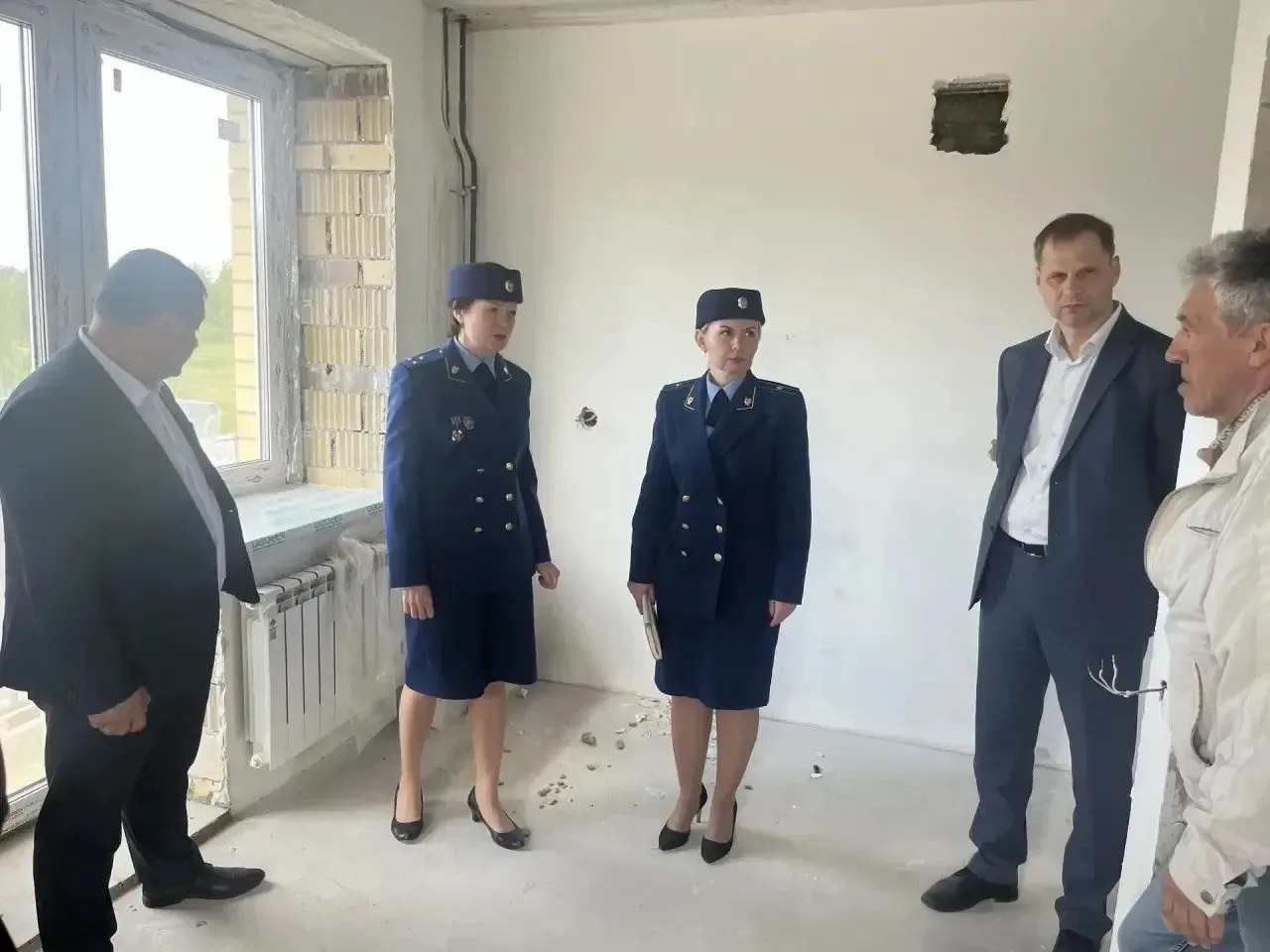📌 Город и благоустройство  Заместитель прокурора Ярославской области Светлана Козлова провела личный