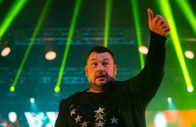 🎶 Руки Вверх! Юбилейный концерт «30 нам уже!»  Юбилейный концерт «30 нам уже!», приуроченный к 30-ле