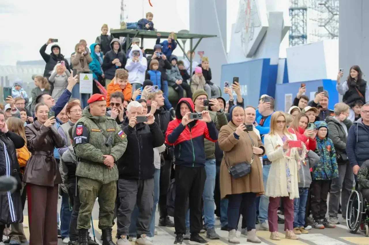 ЭТО БЫЛО МОЩНО! 🔥  Три Дня Победы в Центральном парке «Патриот» пролетели на одном дыхании.🌟  Шахмат