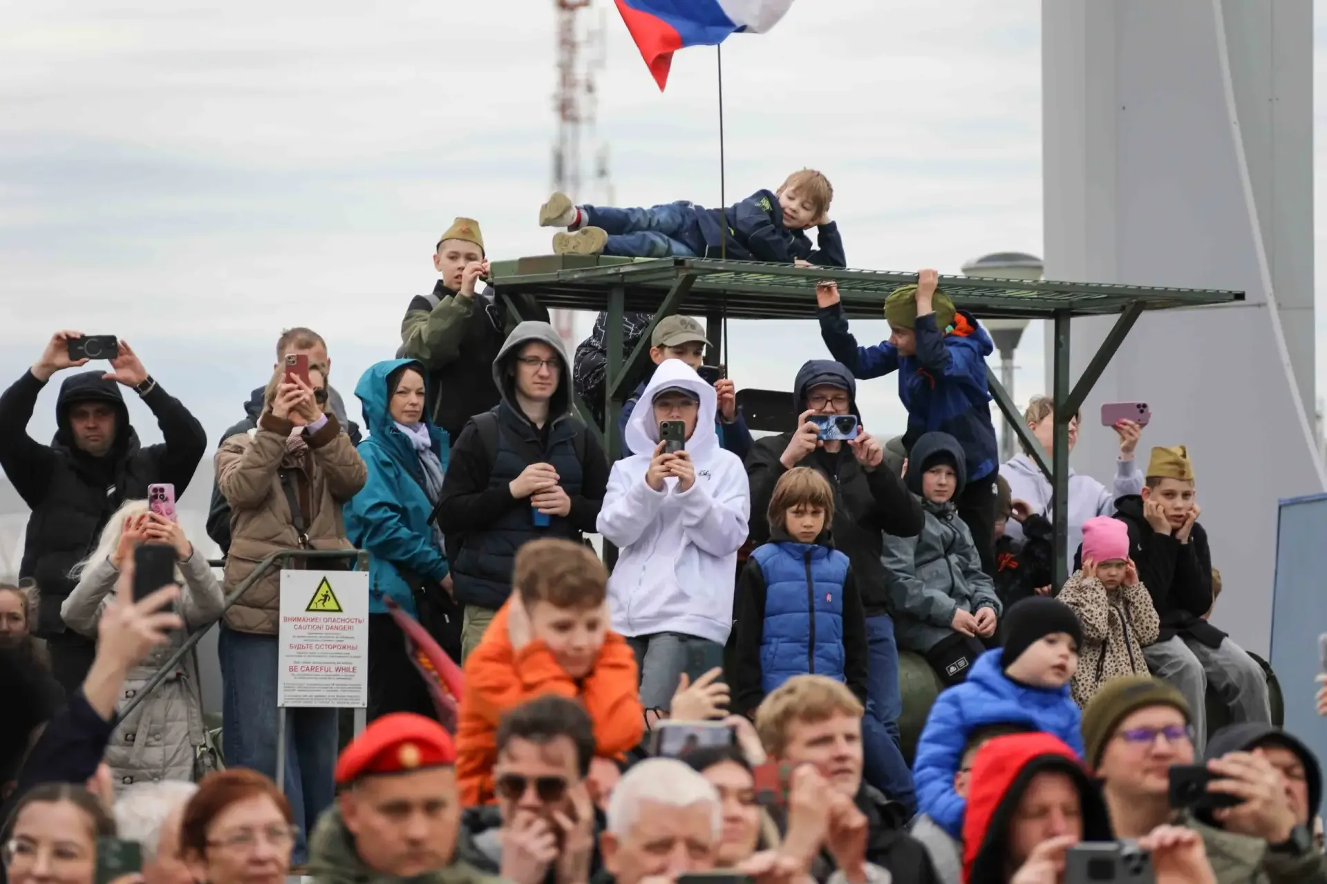 📸 Ваши эмоции уже в фотогалерее  Три дня мы вместе праздновали День Победы и за это время успели зап