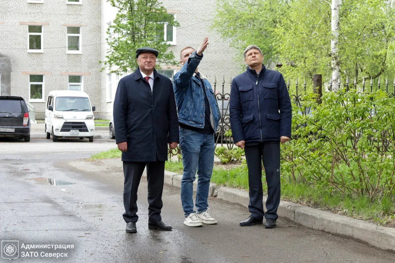 Продолжается первый этап ремонта здания Центральной детской библиотеки по ул. 40 лет Октября, 15  По