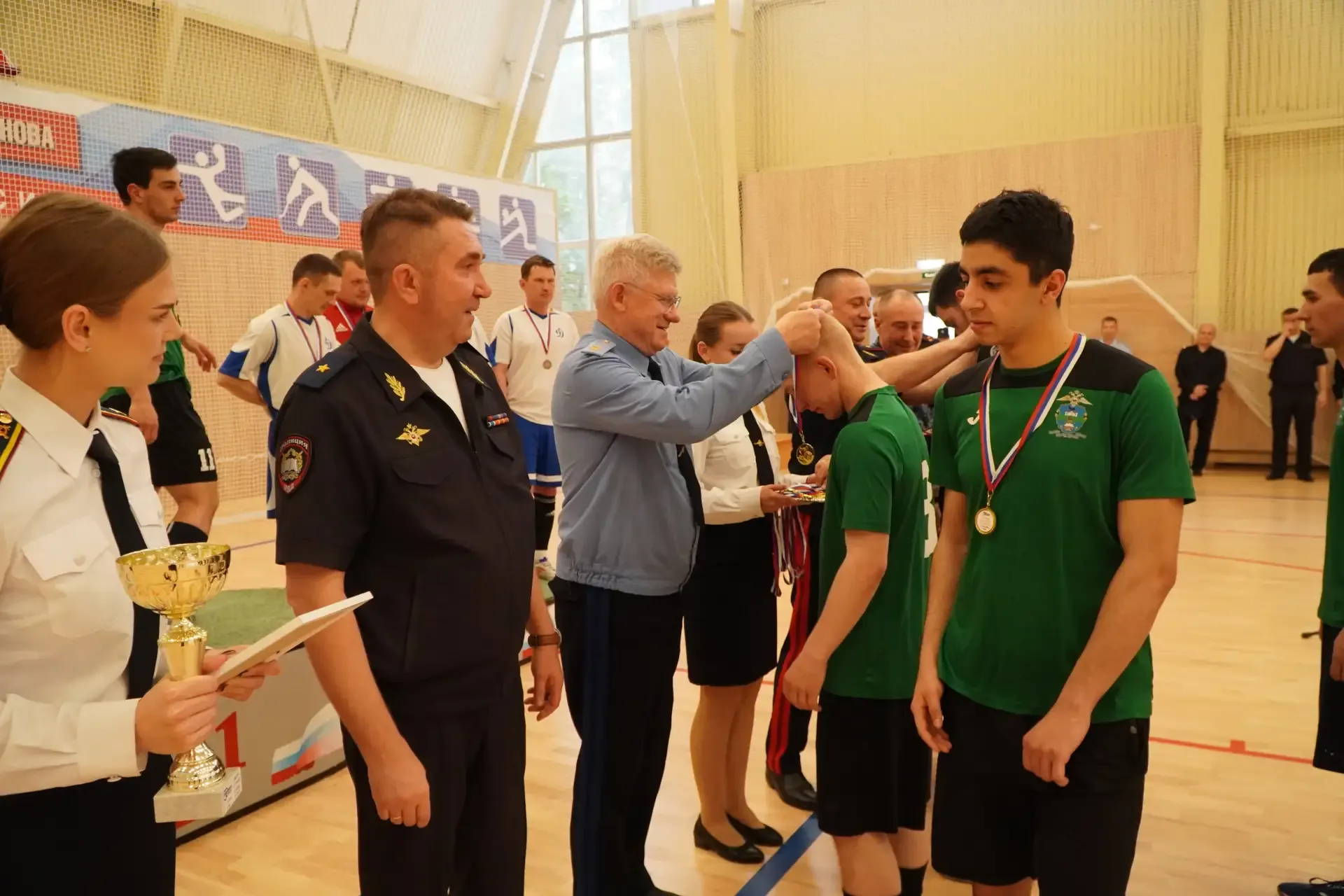 ✅ Финал выдался напряжённым и зрелищным. Встречались команды Академии ФСО России и нашего института,