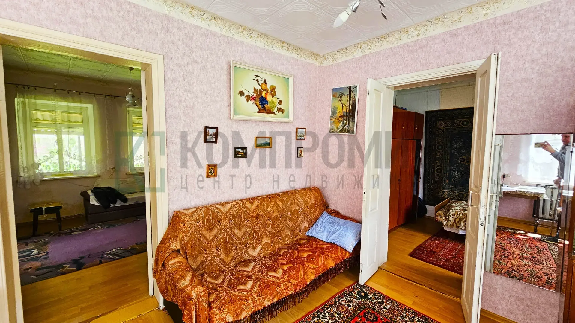 📍 Уютный дом с большим участком    🏠 Дом:  ✅ Площадь 55,8 кв.м, 4 комнаты  ✅ Кирпичный, с ремонтом и