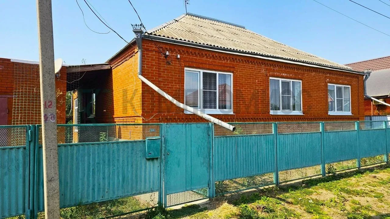📍Кирпичный дом с ремонтом, мебелью и плодовым садом 🏠 Про дом: ✅ Кирпичный, обжитой, 2000 года постр