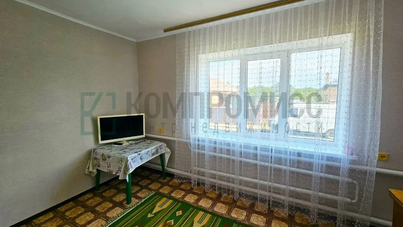📍Кирпичный дом с ремонтом, мебелью и плодовым садом 🏠 Про дом: ✅ Кирпичный, обжитой, 2000 года постр