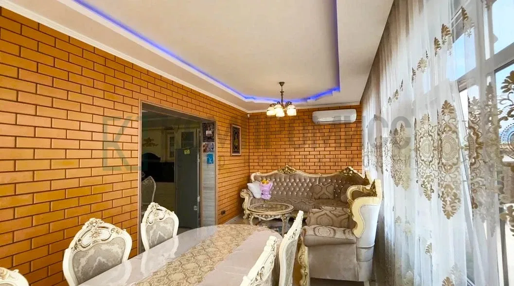 🏠 ID 133137524 Адрес: Краснодарский край, Абинский р-н, г. Абинск  📍 Просторный кирпичный дом с боль