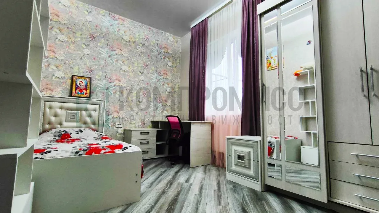 📍 Уютный дом с ремонтом и плодовым садом    🏠 Про дом:  ✅ 84,8 м²: кухня-гостиная, 3 спальни, просто
