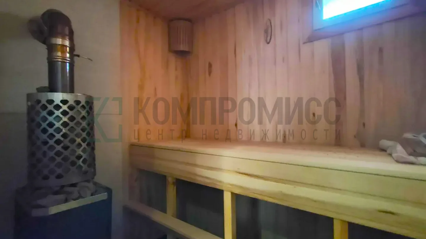 🏠 ID 129761844 Адрес: Краснодарский край, тер. ДНТ Верхний Казачий хутор  📍 Два дома на участке в ти