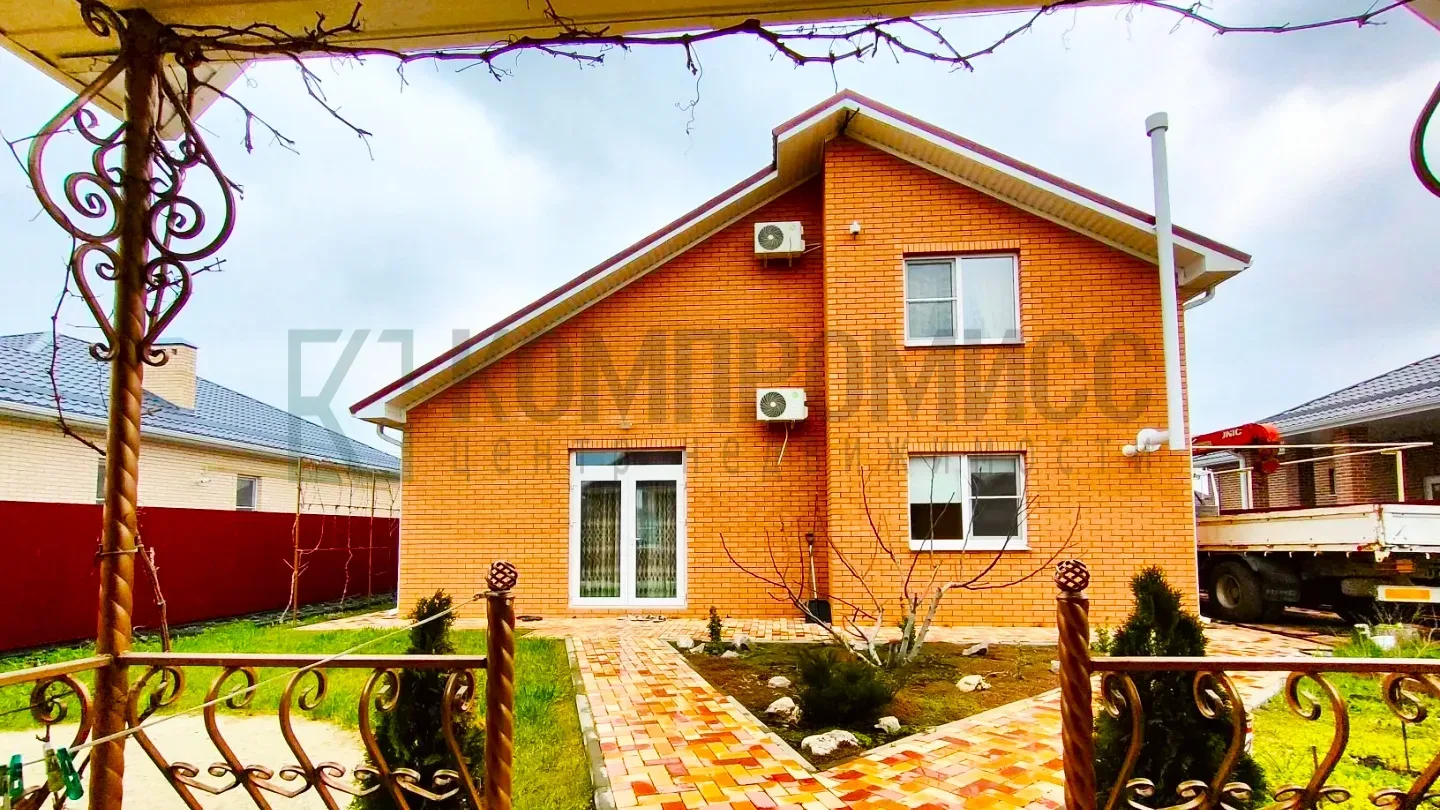 🏠 ID 133301609 Адрес: Краснодарский край, ст-ца Динская  📍 Дом с баней и уютным садом  🏠 Дом 138 м² 
