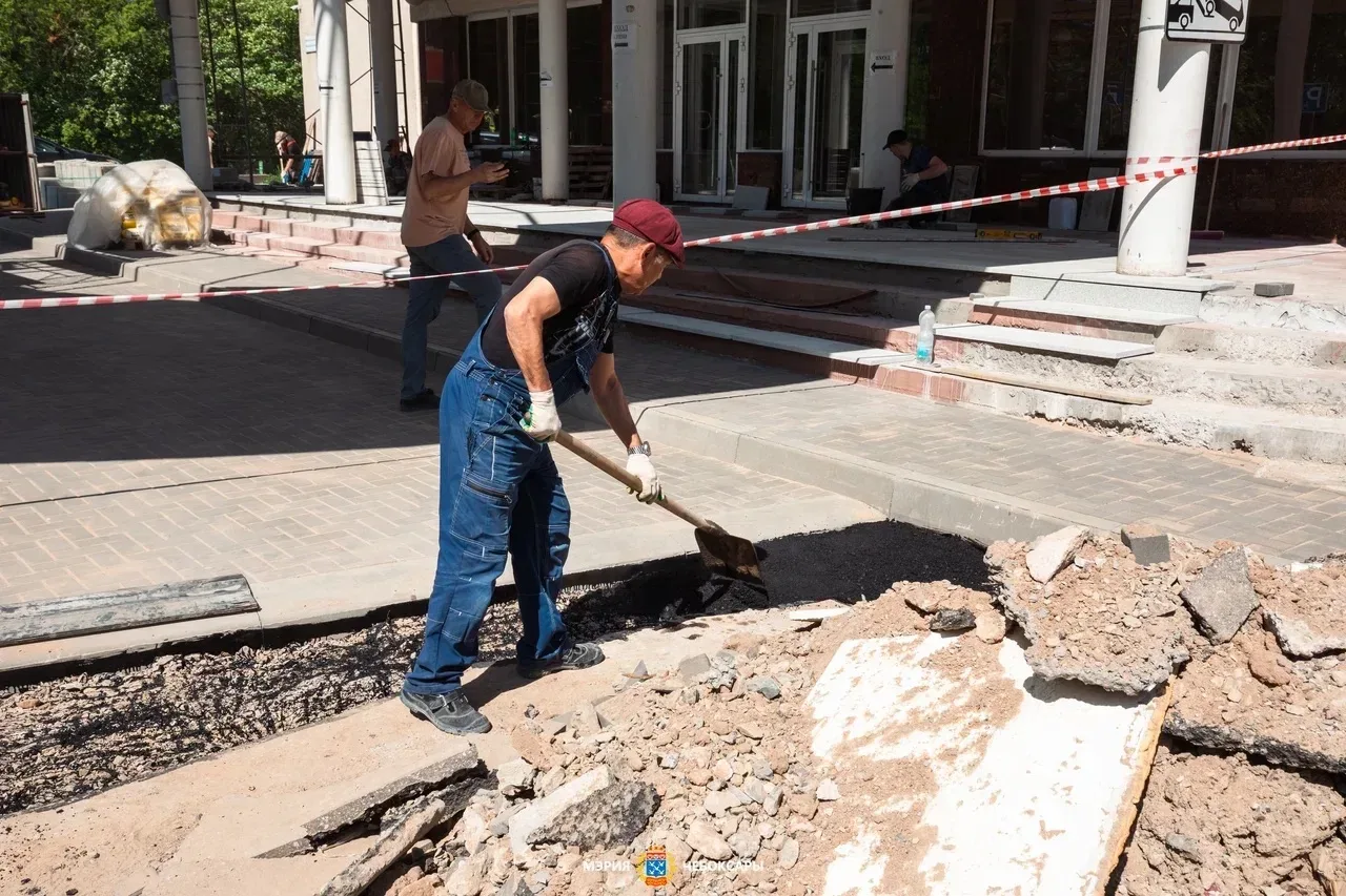 Продолжаем обновление городского ЗАГСа  Место, где рождаются семьи, должно быть наполнено особой теп