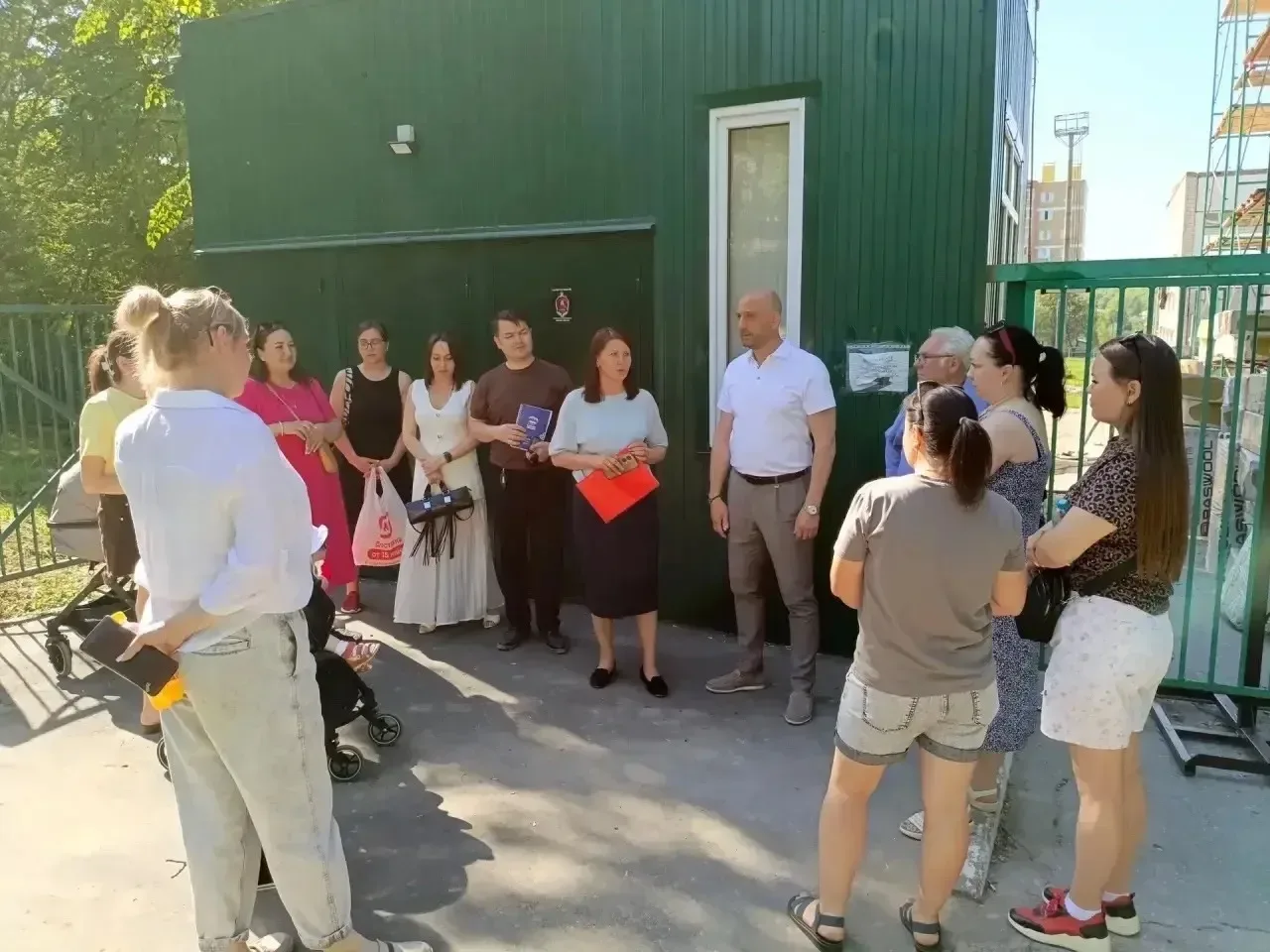 Родительский контроль за ходом капитального ремонта школ города Чебоксары  Сейчас параллельно в 16 о