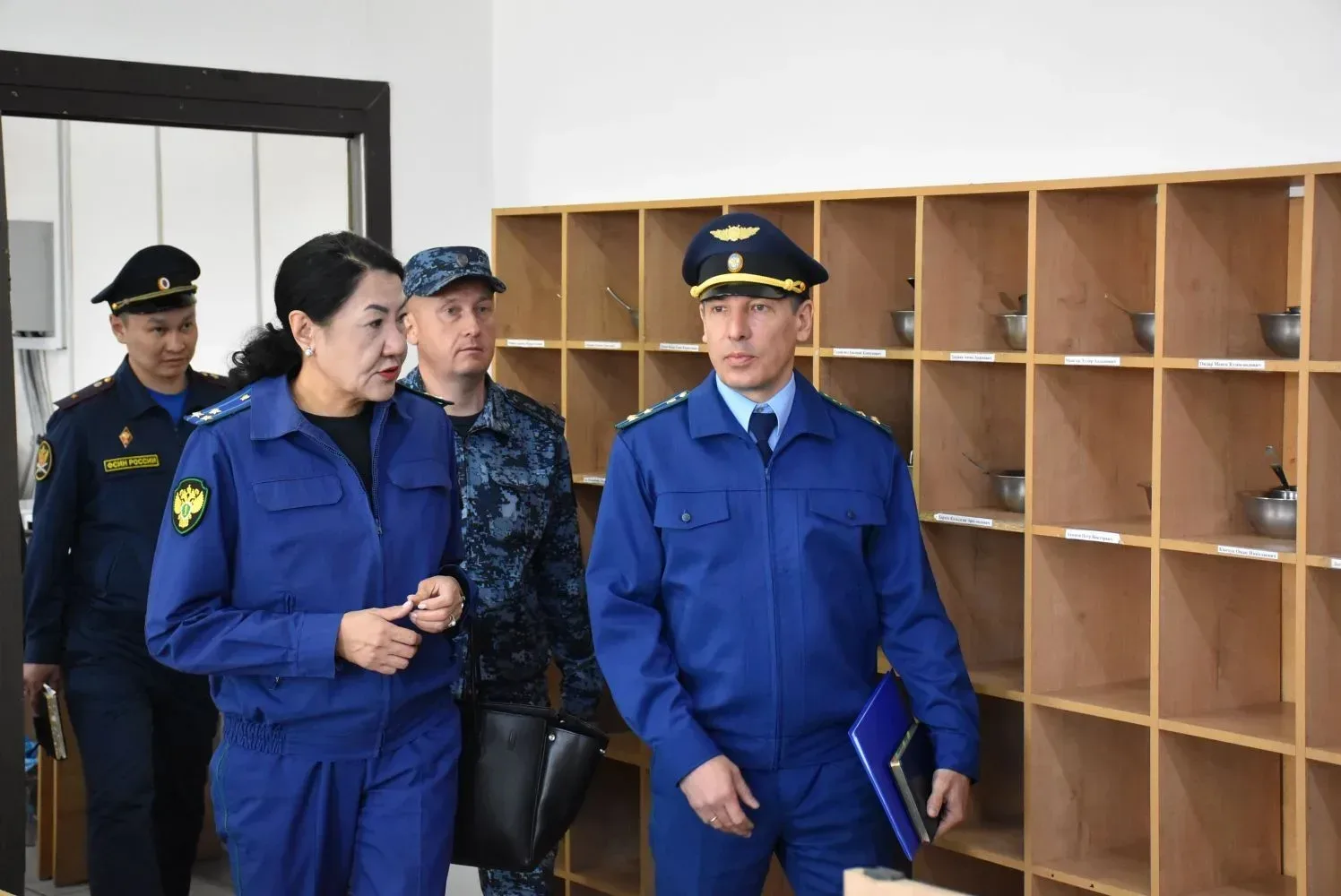 В Туве проверили соблюдение прав лиц, осужденных к принудительным работам   Заместитель прокурора Ре