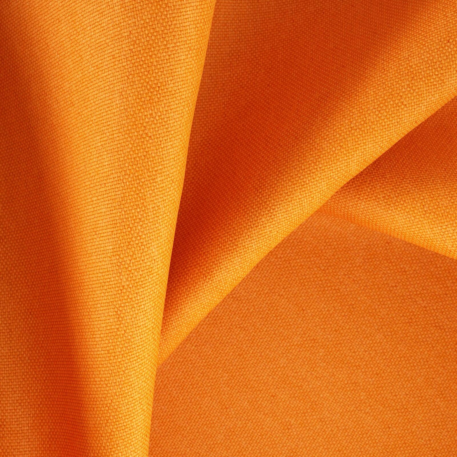 Eliana Pumpkin-main