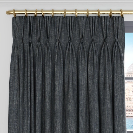 68b4eb056499057f7d89fd68.jpg