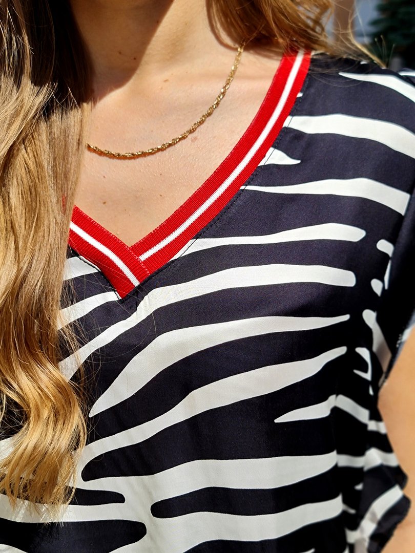 Костюм STAR атласный топ и брюки черно-белый, фотография №2