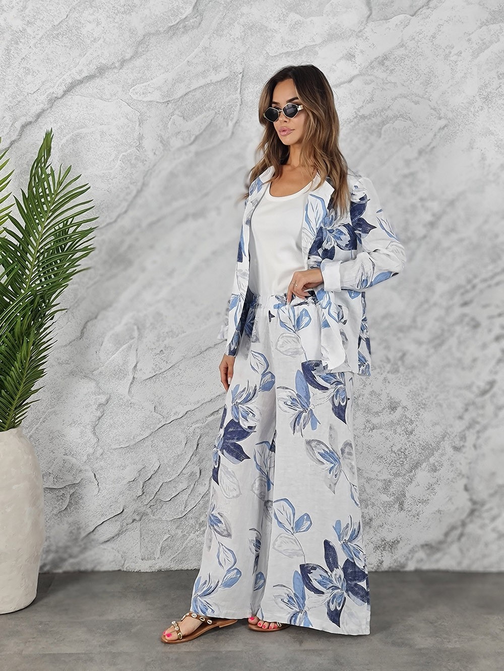 Костюм Nest пиджак и брюки  Синие цветы белый, фотография №2