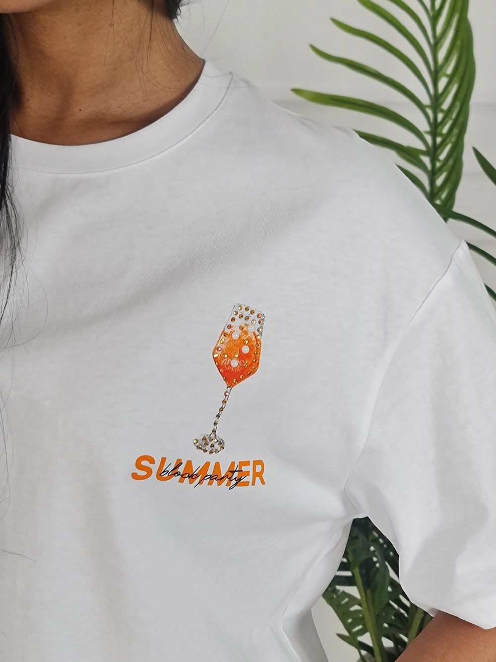 Футболка Y Two с принтом бокала и надписью "SUMMER BLOCK PARTY" белая , фотография №3