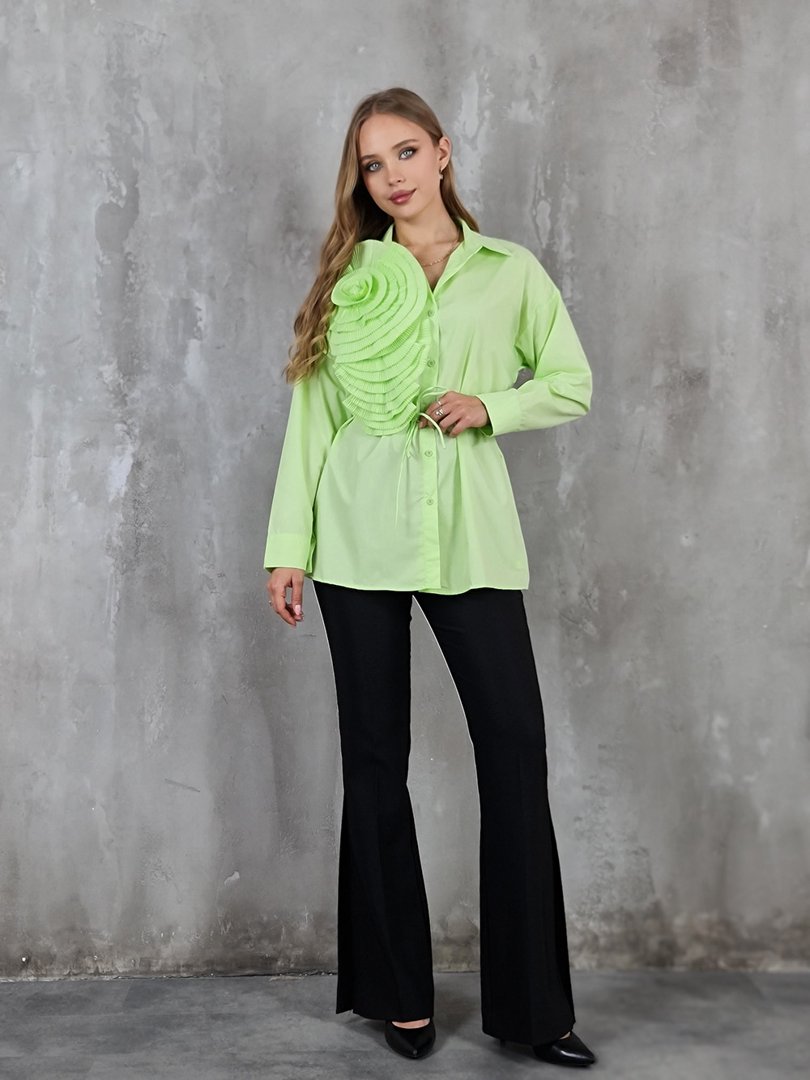 Рубашка MOCHY с большим цветком и завязками на шее лайм, фотография №2