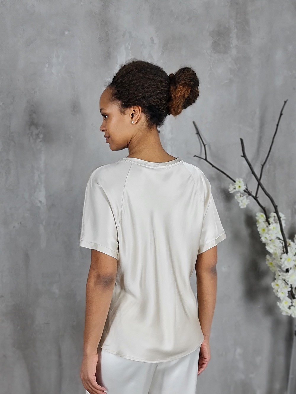 Футболка CLOTHÉ шелковистая вискоза кремовая, фотография №3