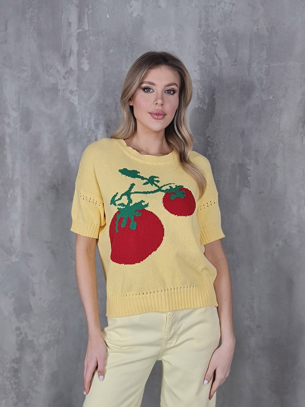 Джемпер Barbara Alvisi с коротким рукавом вязанный с томатами желтый, фотография №1